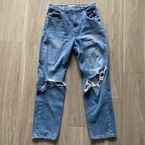Abercrombie ultra high rise ankle straight distressed jeans